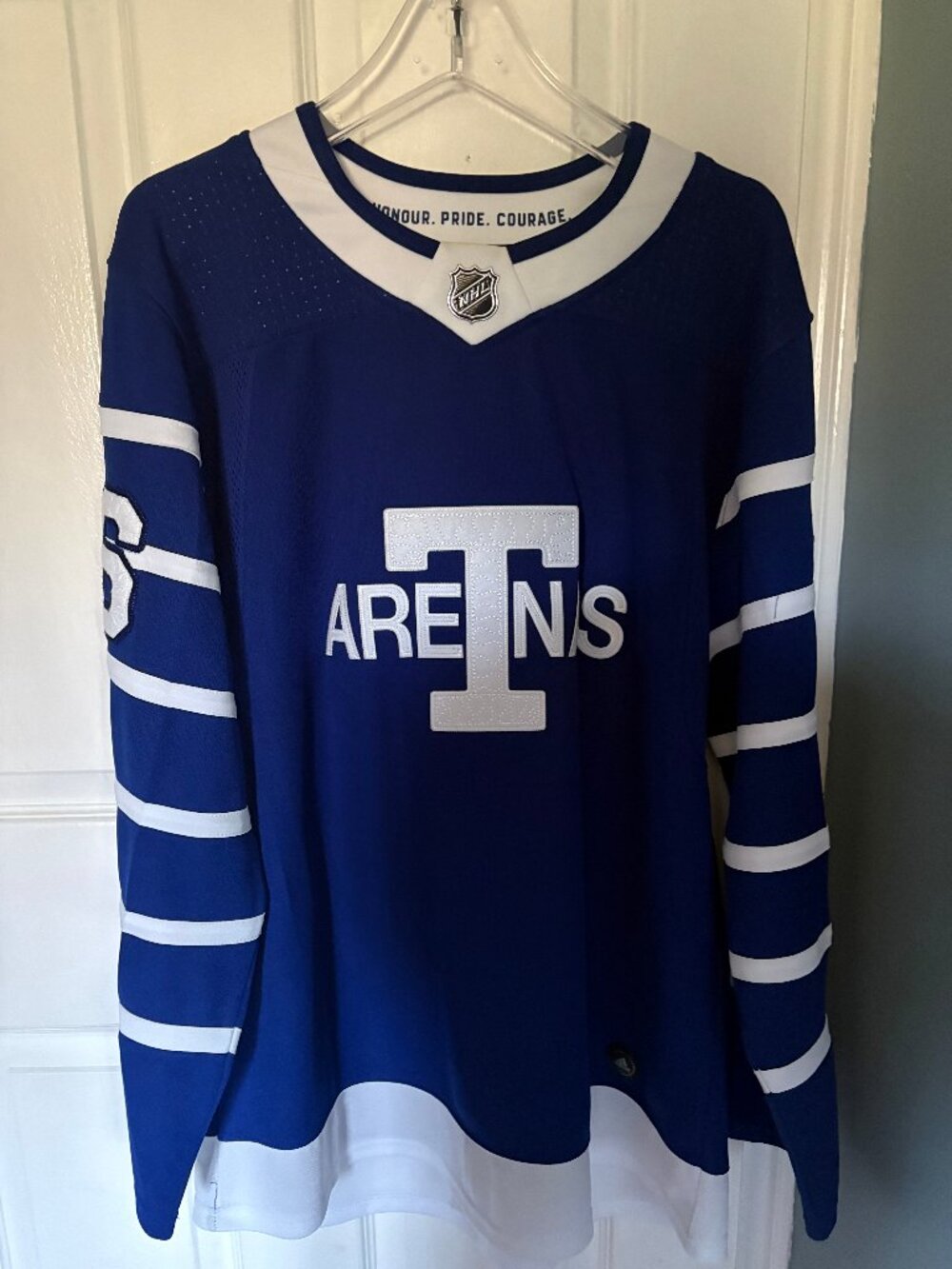 Mitch Marner Toronto Maple Leafs jersey
